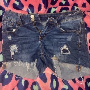 No boundaries shorts